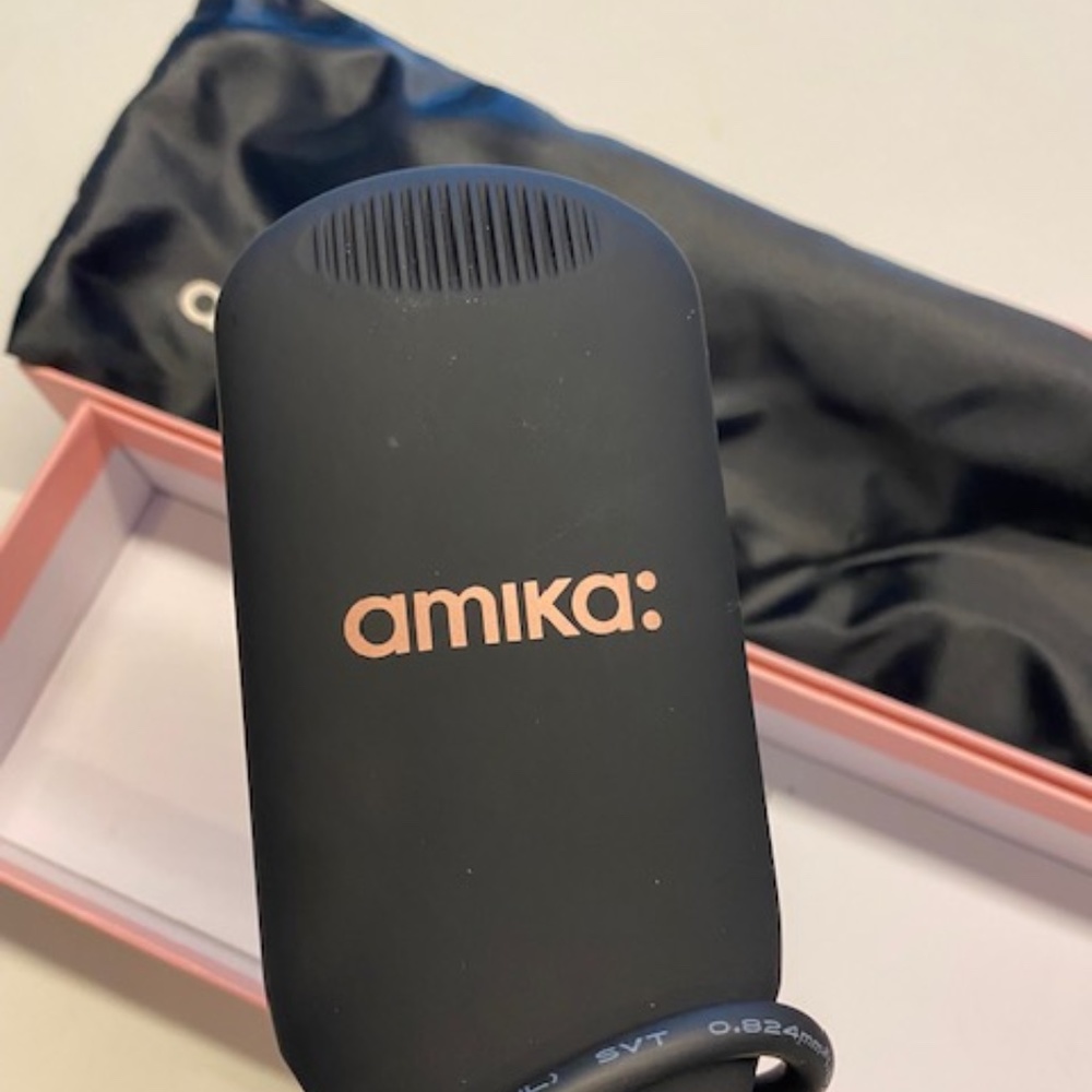 Amika Polished Perfection Straightening Brush